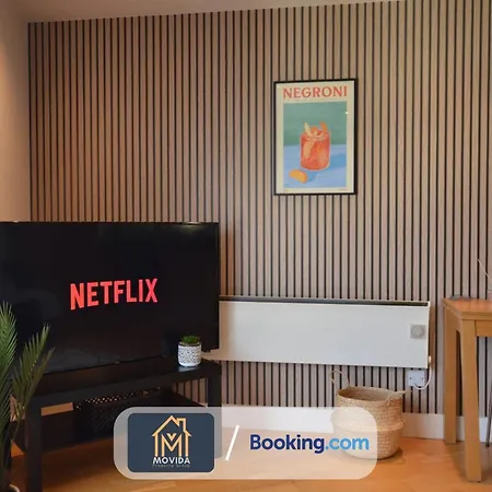 Apartment One Bed Docklands By Movida Group Short Lets & Serviced Hunslet Leeds (West Yorkshire)